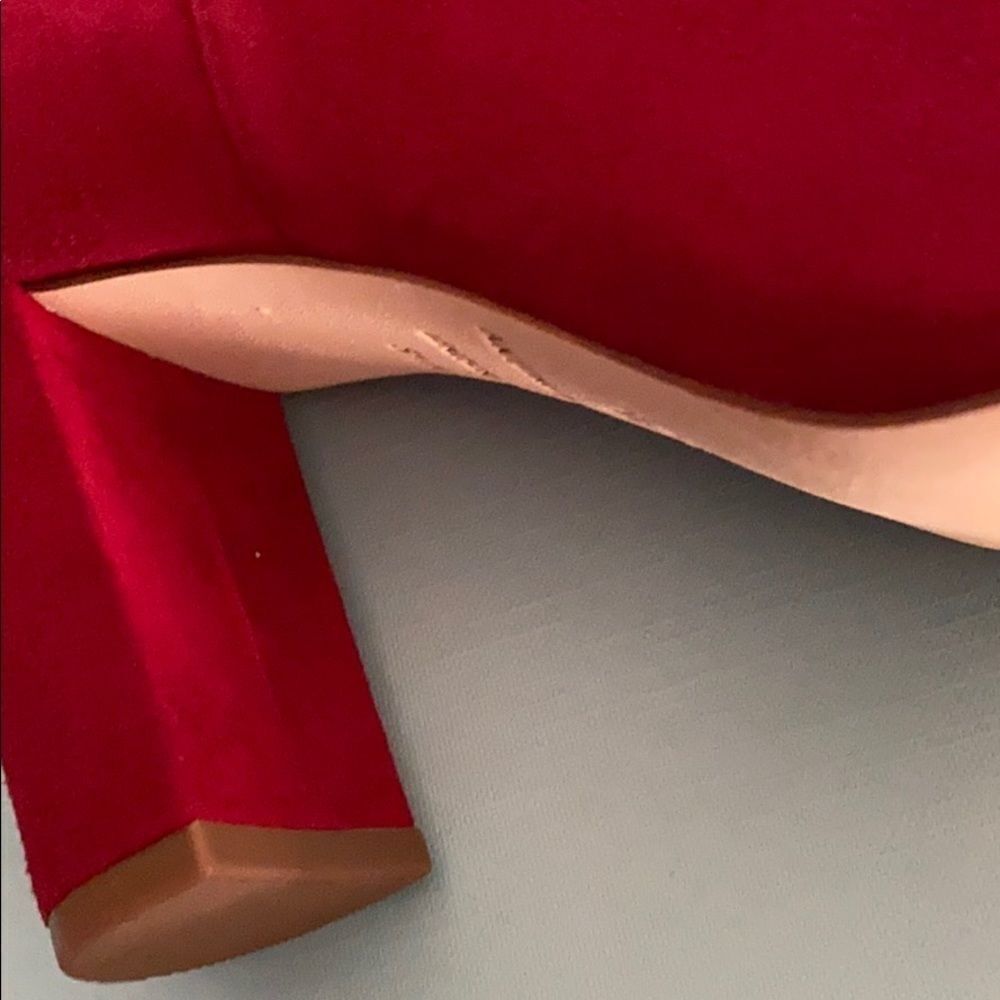 Antonio Melani Shahn Red booties - Picture 5 of 6